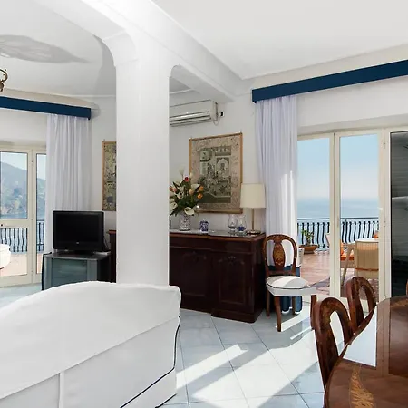 Luxury Ποζιτάνο