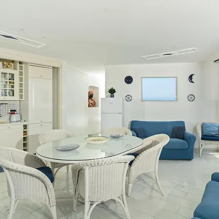 ヴィラ Luxury ポジターノ